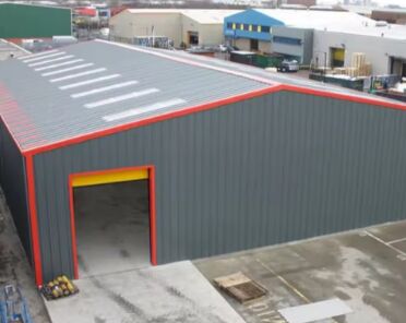 Kho hàng kết cấu thép tiền chế toàn cầu, khung xưởng công nghiệp, kích thước tùy chỉnh, chống chịu thời tiết, chống ăn mòn, giải pháp lưu trữ cho trung tâm hậu cần, nhà máy sản xuất, kho thương mại