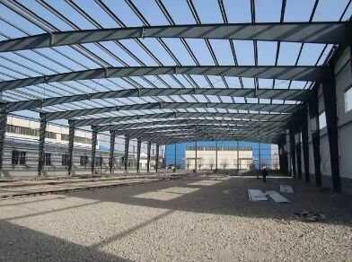 Nhà kho kết cấu thép tiền chế Tòa nhà khung kim loại công nghiệp Nhà kho có nhịp rộng Nhà máy hậu cần thương mại