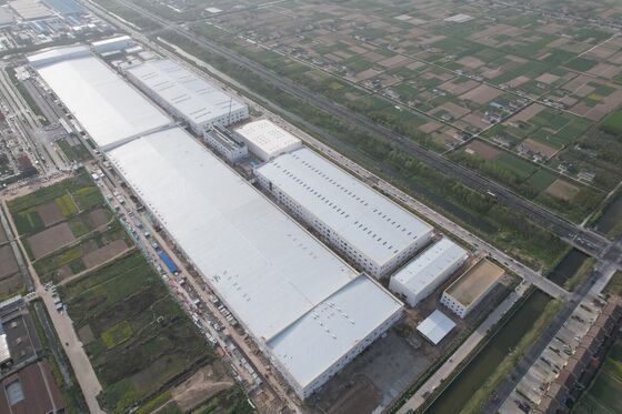 Xây dựng khung thép khoan trước mô-đun Nhà máy công nghiệp lắp ráp tại chỗ Xưởng đa chức năng Nhà kho hậu cần với các phụ kiện xây dựng phù hợp